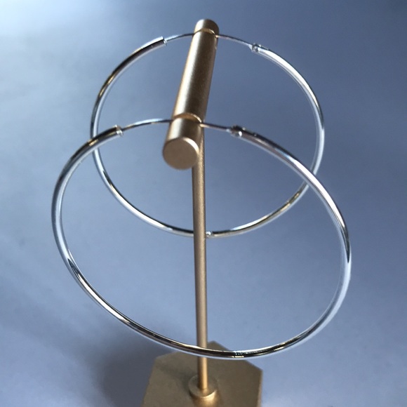 New! Silver Plated Hoop Earrings - Picture 11 of 16